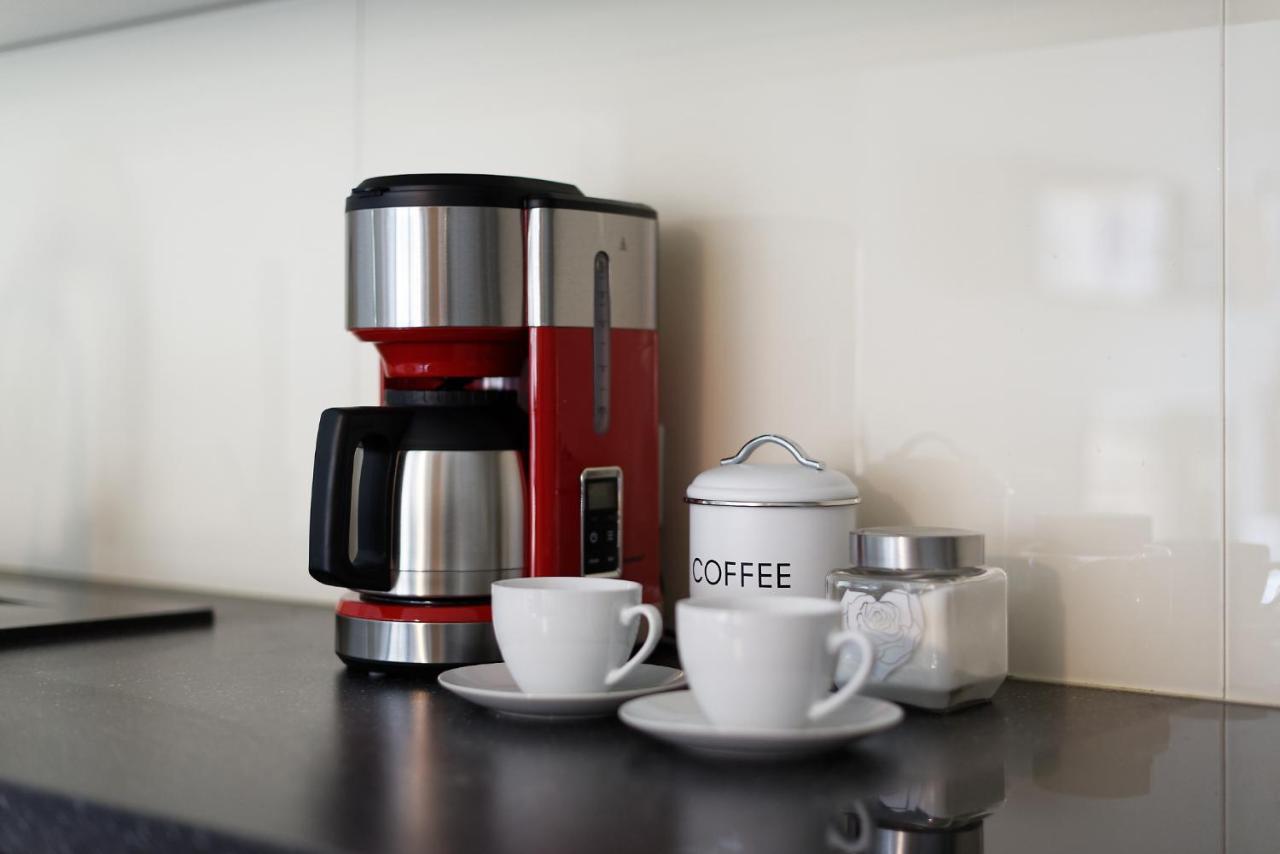 Art Apartament Parking By Impero Poznan Ngoại thất bức ảnh