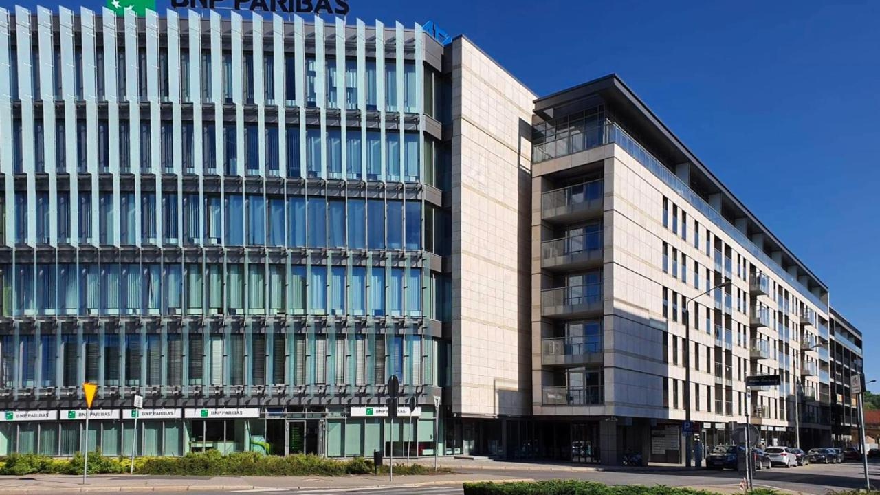 Art Apartament Parking By Impero Poznan Ngoại thất bức ảnh